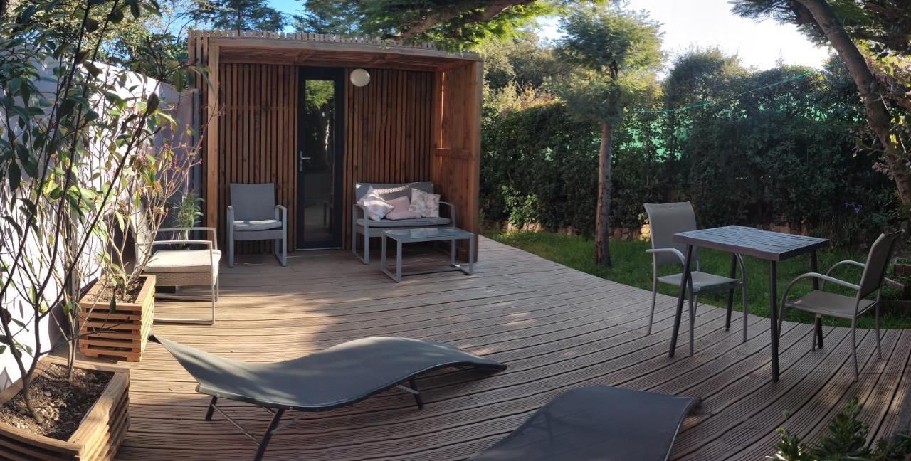 Joli Studio Climatise Avec Jacuzzi Prive Et Entree Independante Frejus Luaran gambar